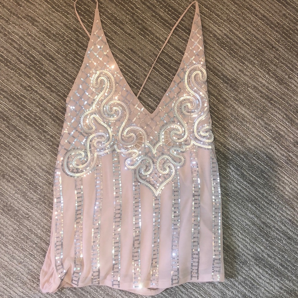 Express light pink tank top